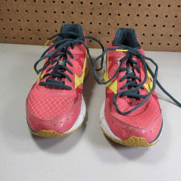 Mizuno womens 3tone red Wave Rider 17 lightweight running shoes 8 M - Picture 2 of 6